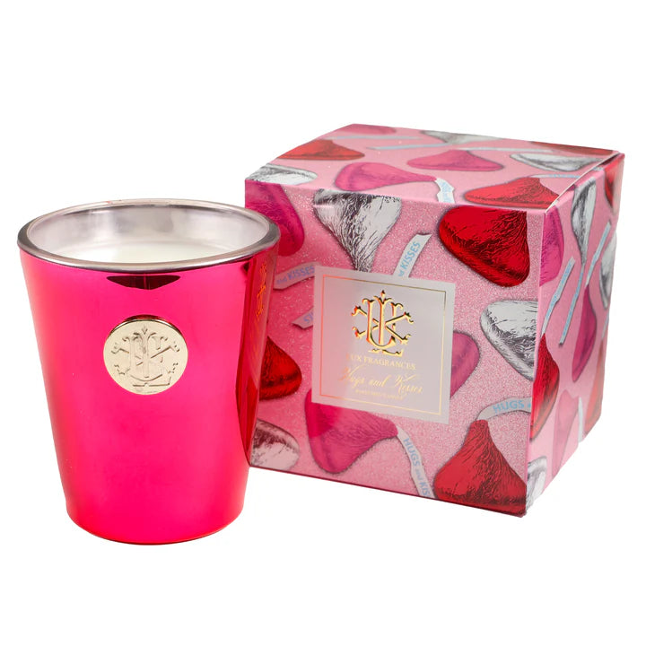 Hugs and Kisses Candle 8 Oz