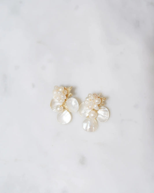 The Alden in Pearl Earrings