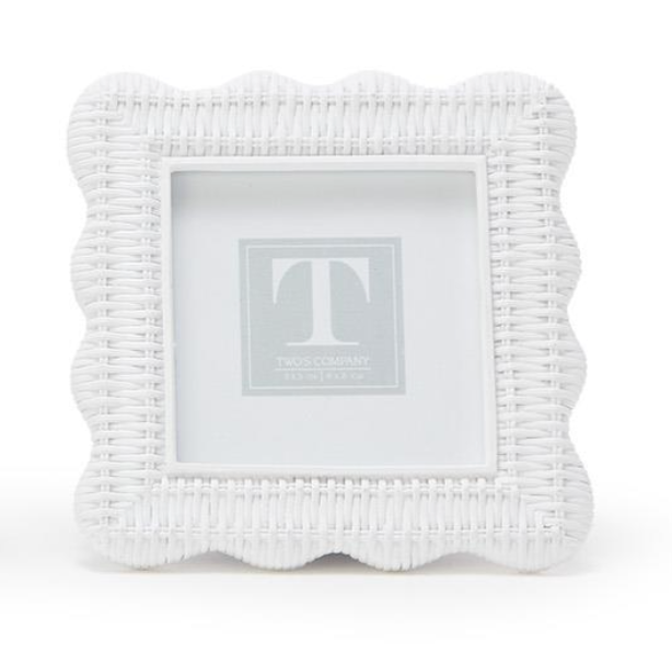 Mini Scallop White Rattan Weave Frames