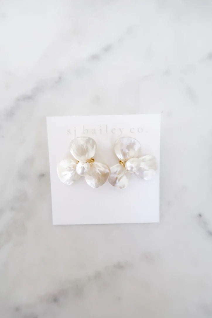 The Georgie Pearl Earrings