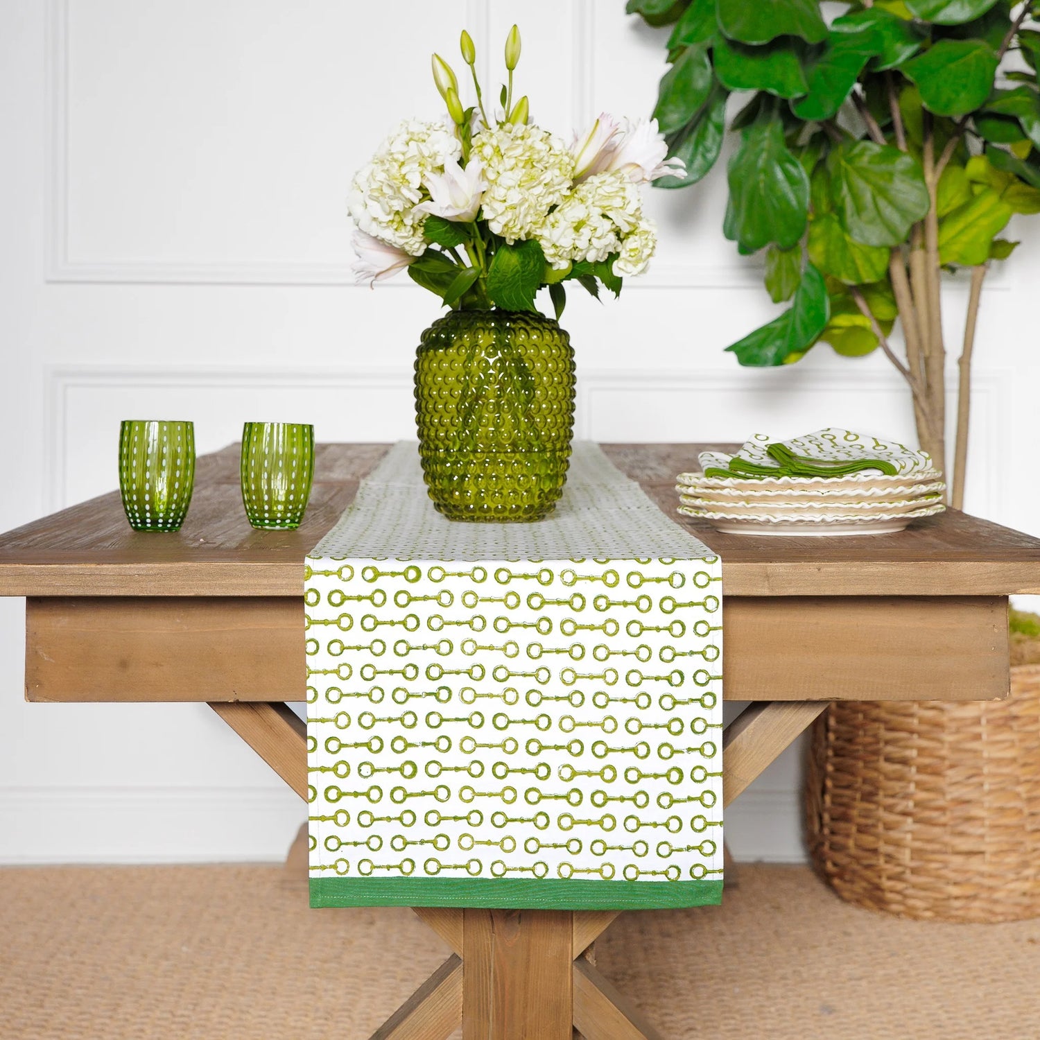 Table Green Roping Pony Club Green Table Runner – Emmie's
