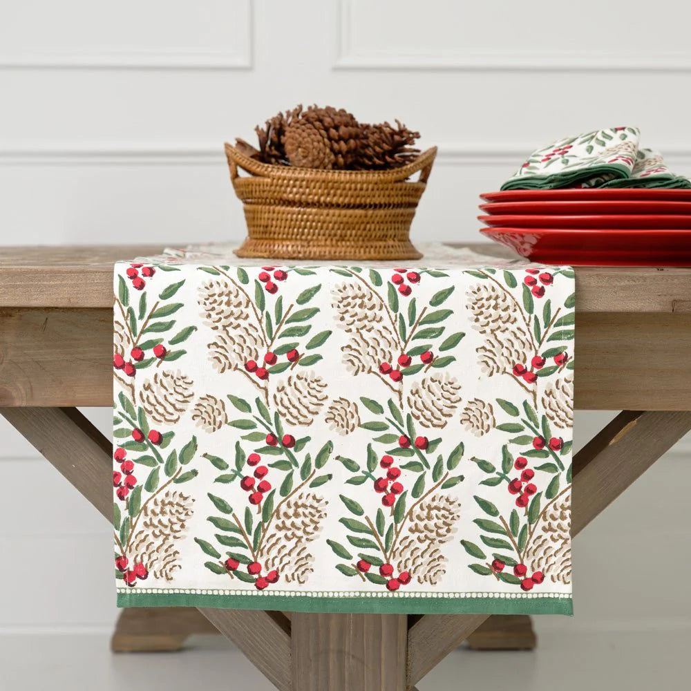 Christmas Garland Table Runner