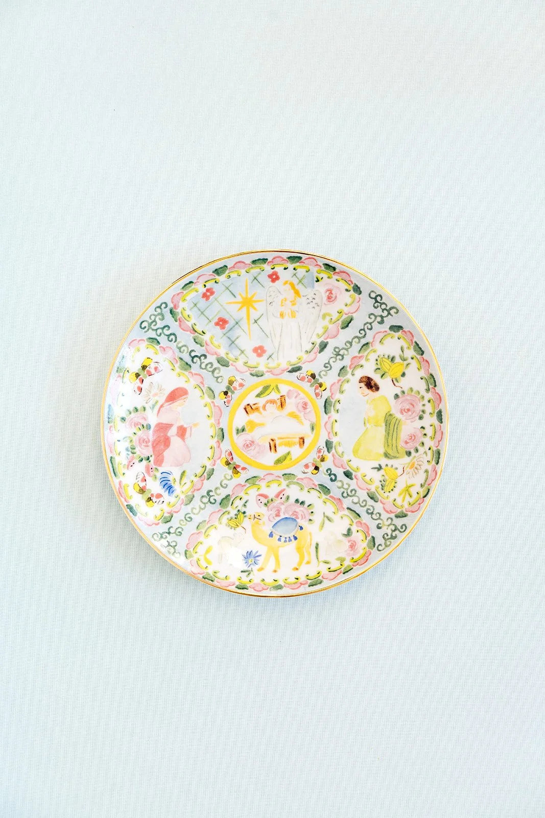 Rose Medallion Nativity Porcelain Plate