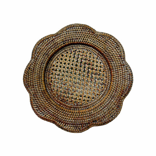 Rattan Scallop Round Charger